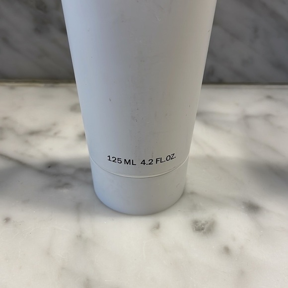 Sachajuan Stockholm Heat Protection Styling Hair Cream Straight Or Curly Hair - Picture 3 of 11